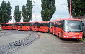 Zmeny v garážovaní autobusov po zrušení vozovne Krasňany (doplnené katalógové prehľady)