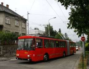 Trolejbus #6604 v premávke