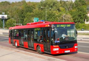 Ďalších 10 nových autobusov SOR NB 12 v premávke