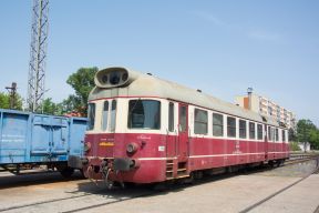 Historickými vlakmi do Železničného múzea (14.10.2023 11:00 – 17:00)