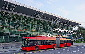 O dodávku 18-metrových hybridných trolejbusov sa uchádzali dvaja výrobcovia