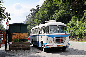 Historickým autobusom na Detskú železnicu (1.5. – 4.9.2022)