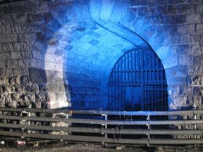 Príbeh tunela pod bratislavským hradom I. (1929 – 1945)