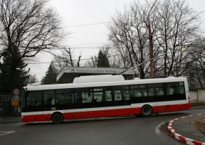 Nová trolejbusová trať Vojenská nemocnica - Patrónka bude až v roku 2013