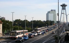 Samospráva testovala premávku na ceste z Petržalky do centra mesta v BUS pruhu