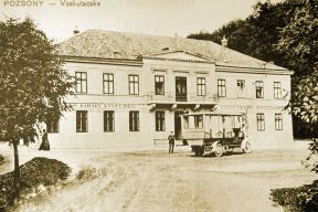 Po vyše 100 rokoch vznikla replika prvého bratislavského trolejbusu