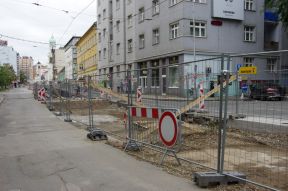Rekonštrukcia električkovej trate na Špitálskej je pozastavená
