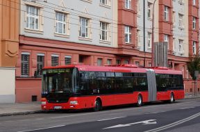 Mimoriadne: Jednosmerný odklon autobusov a trolejbusov z Legionárskej