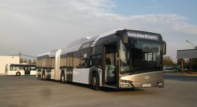 Dopravný podnik testuje kĺbový elektrobus Solaris Urbino 18 Electric