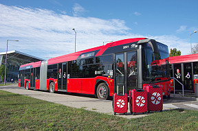 Dopravný podnik predstavil nové "letiskové" autobusy
