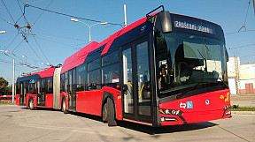 DPB testuje hybridný batériový trolejbus