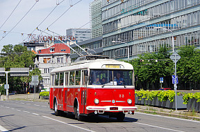 Premávka historických vozidiel počas Bratislavských mestských dní (22. – 23.4.2023)