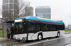 Vyskúšajte si cestovanie autobusom s vodíkovým palivovým článkom (16. – 27.12.2022)