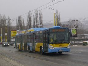 Dlhodobo odstavené autobusy sa vracajú na cesty