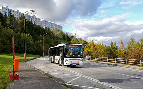 DPMPB obstaráva päticu nových autobusov